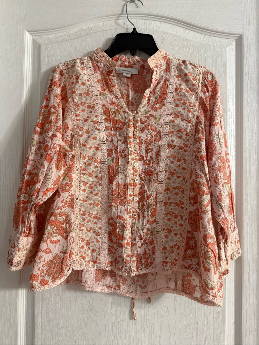 Dressbarn Women’s Floral Sequin Boho Top Sz M. SP-5